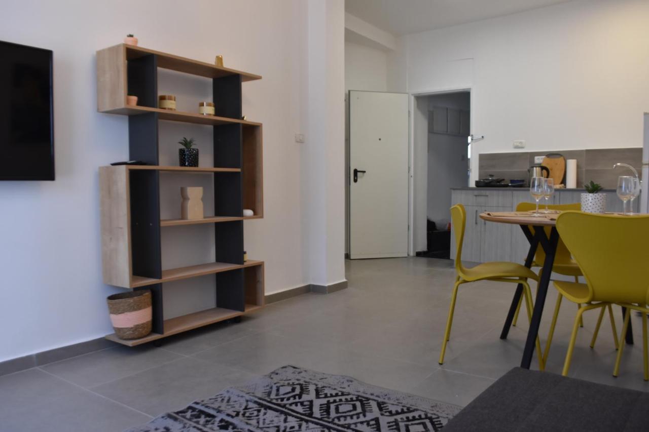 Luxury 2-Room Suite In The Center Of Downtown Haifa Exterior foto